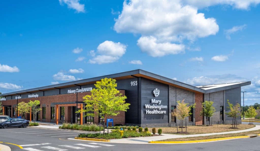 Embrey Mill Exterior shot that shows off a May Washington Healthcare building.