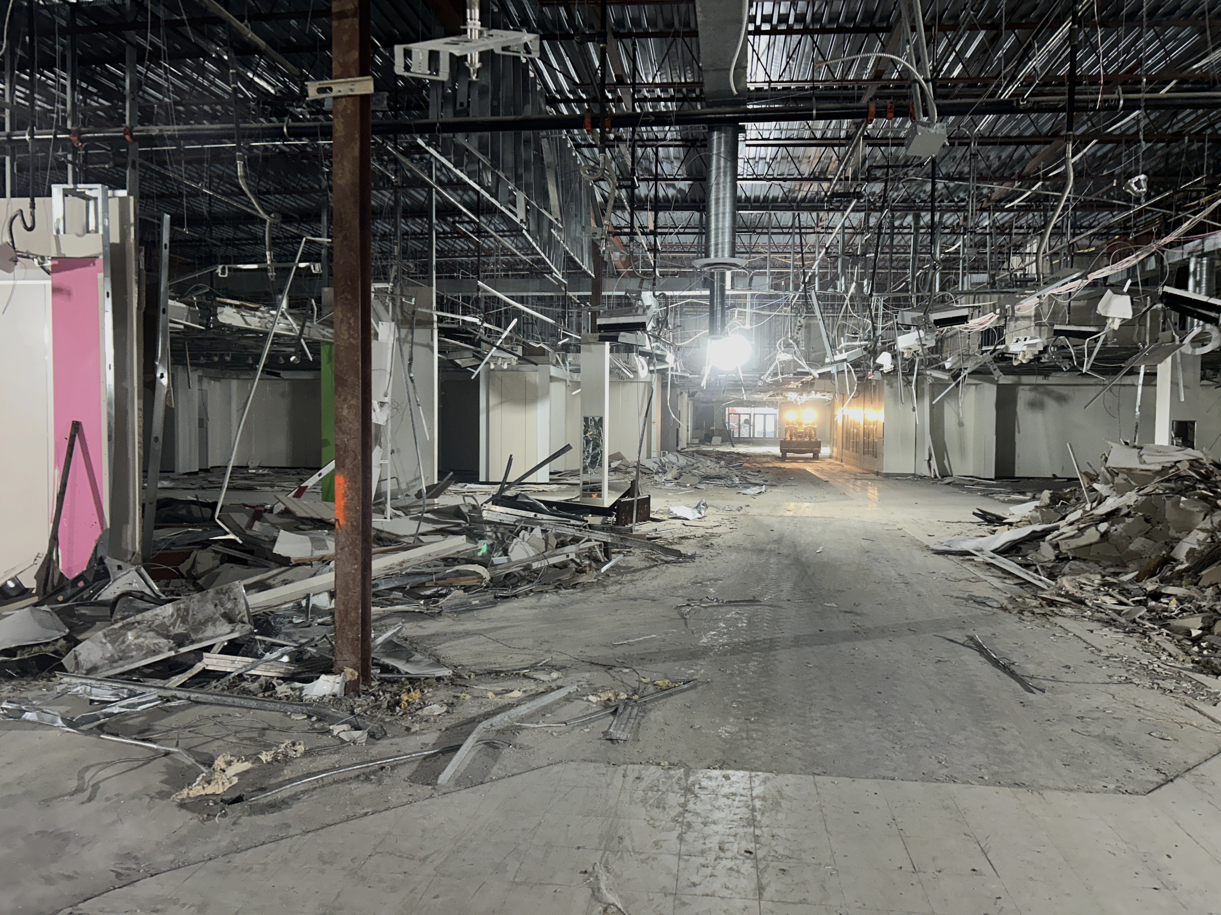 Annapolis Mall Department Store Conversion